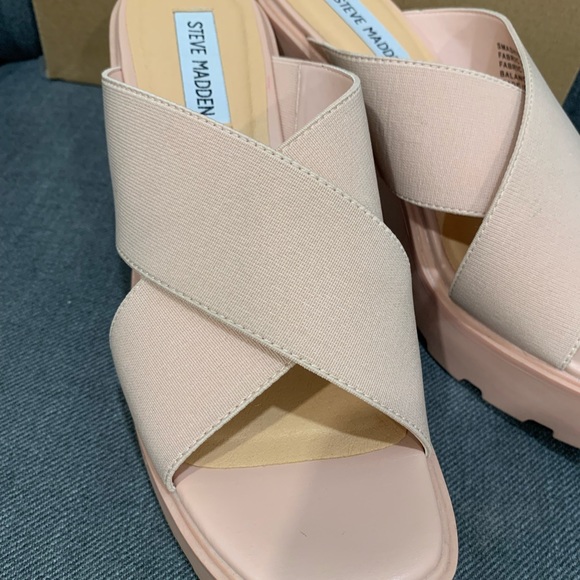 Chunky heels! - Picture 2 of 4